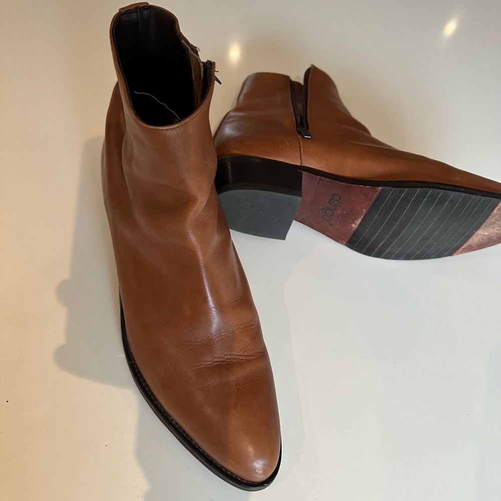 Dingo boots. Size 10.5